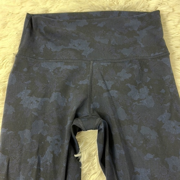 Lululemon Wunder Under Crop (Hi-Rise) (Full-On Luxtreme 21") Camouflaged Midnigh - Picture 2 of 6